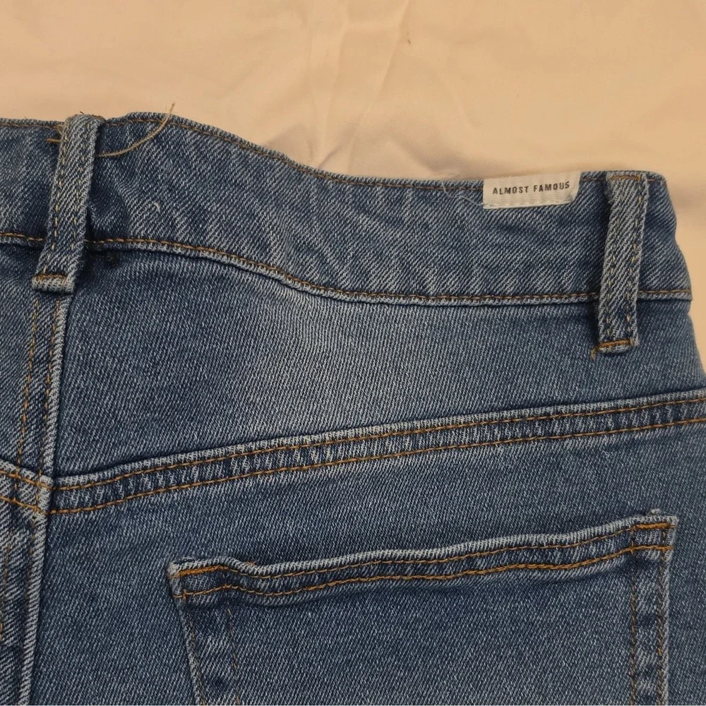 Almost Famous Juniors High Rise Distressed Cut-Off Denim Shorts 7 Blue #97